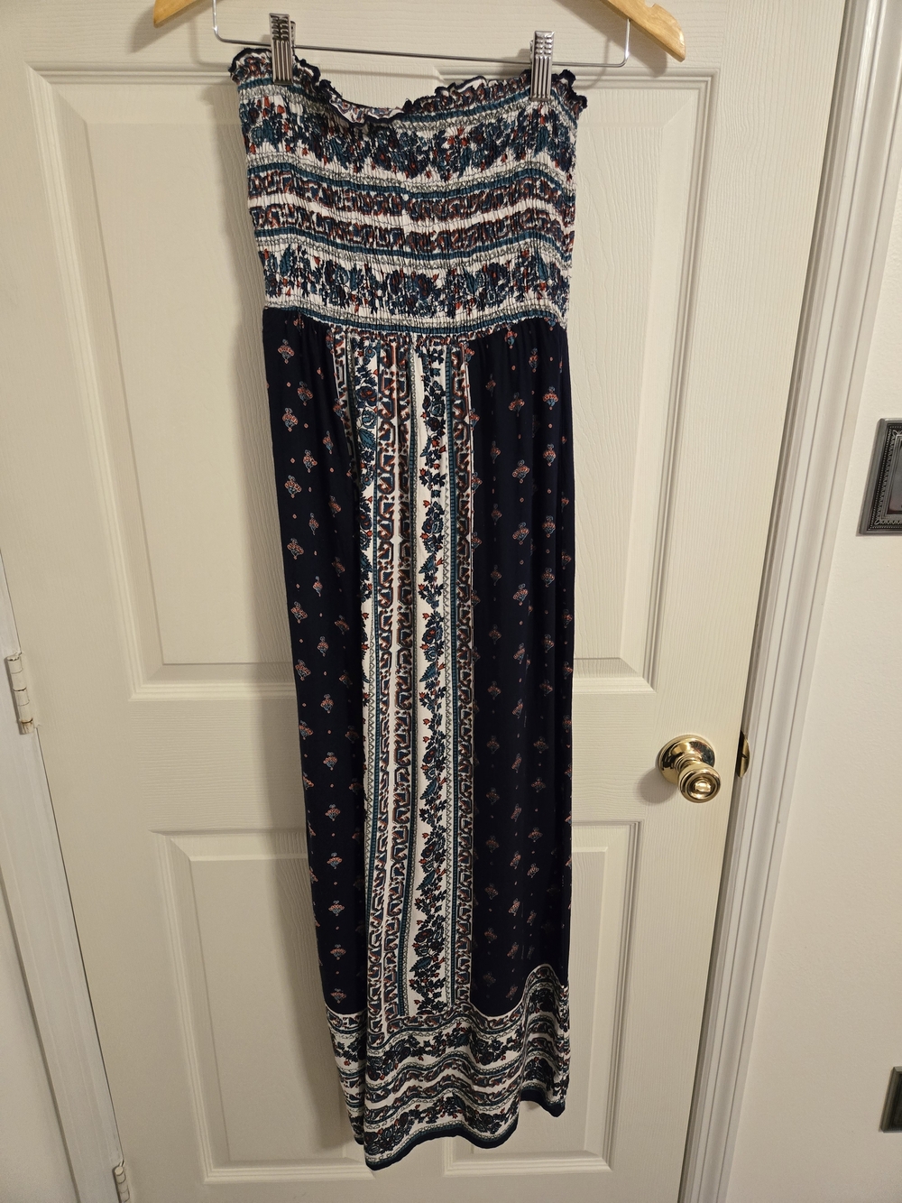 Angie Bohemian Smocked Strapless Maxi Dress - Navy & White Size XS